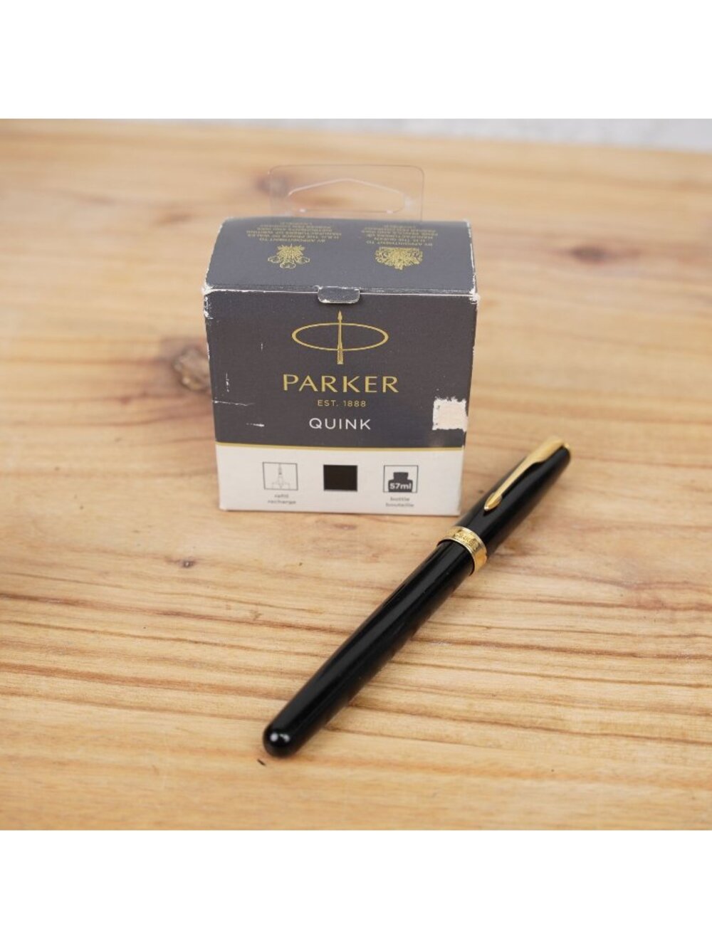 VTG Parker Sonnet Premier Black Laque GT Fountain Pen M Nib France 2000 W/ Ink